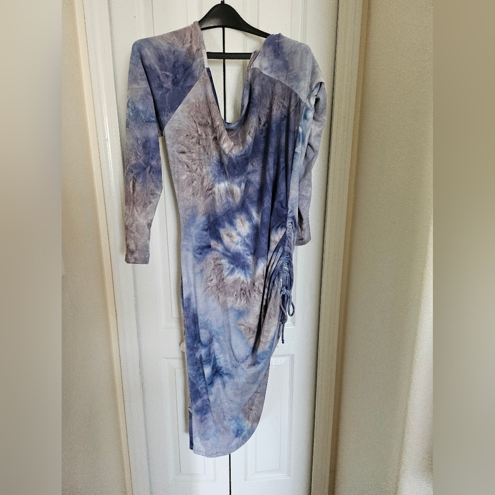 Follow Me Apparel Dress 3X Blue Purple Tie Dye Ruched Side Long Sleeve Dress - Picture 8 of 13